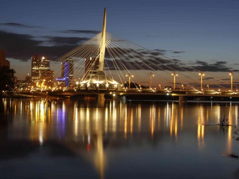 Home PicturesFrames & More